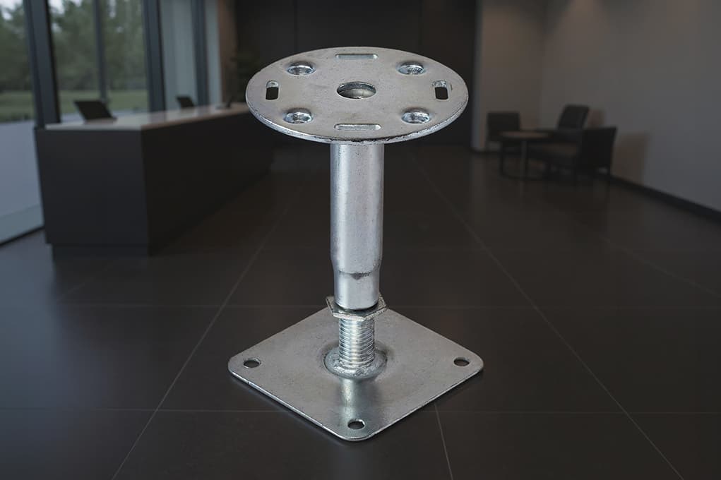 M-Range pedestal view 2