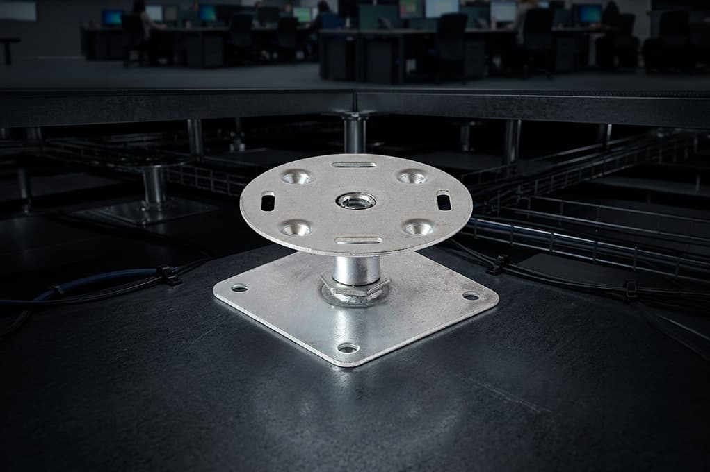 M-Range pedestal view 4